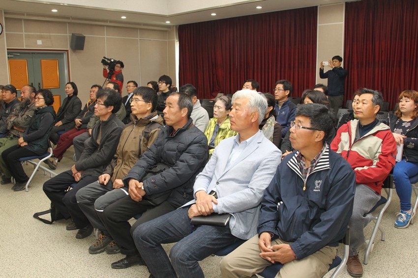 3.산업곤충사육 전문인력 양성교육 개강